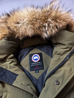 Load image into Gallery viewer, Canada Goose Military Green Wyndham Parka - S
