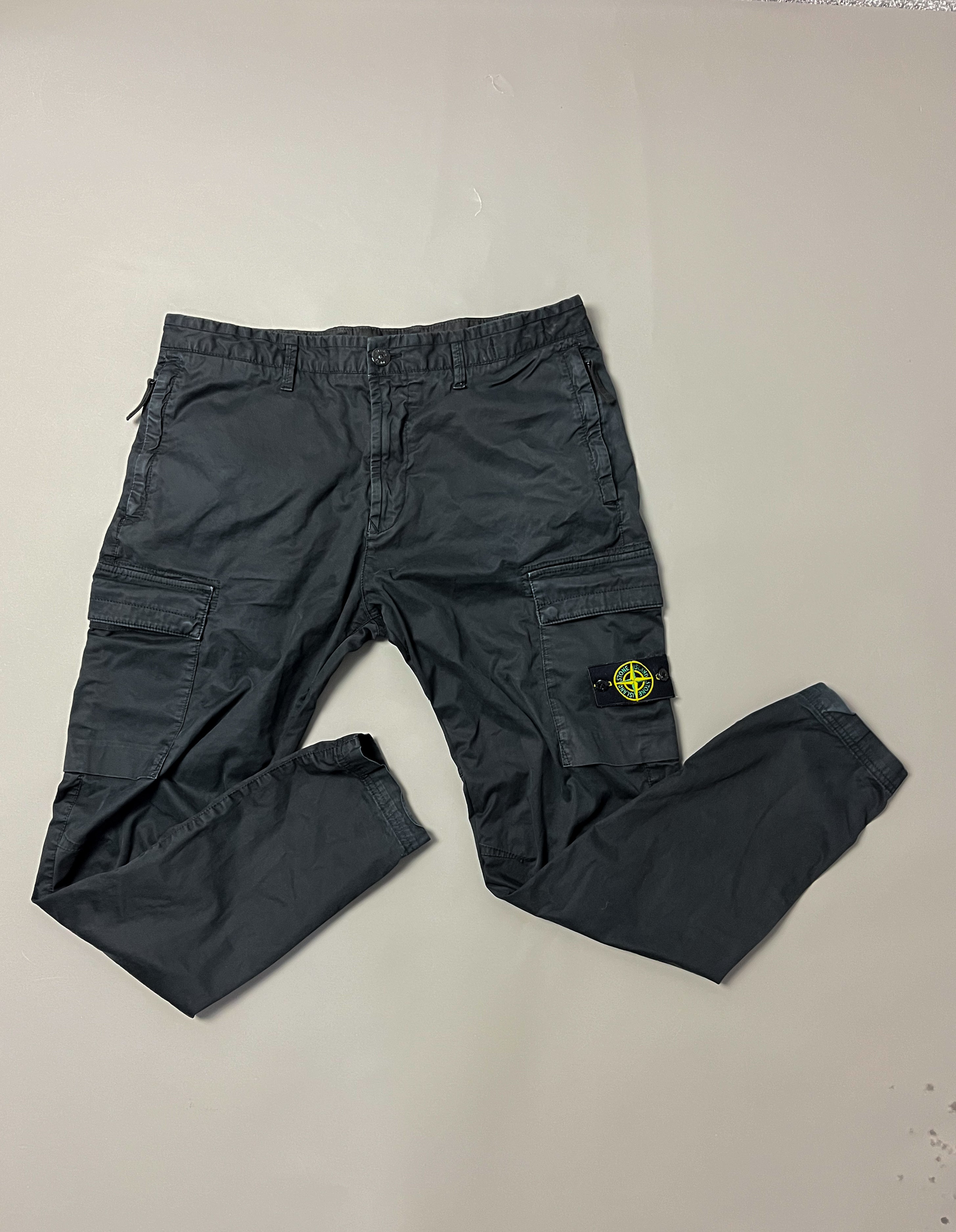 Stone Island RE-T Cargo Trousers Black - W36