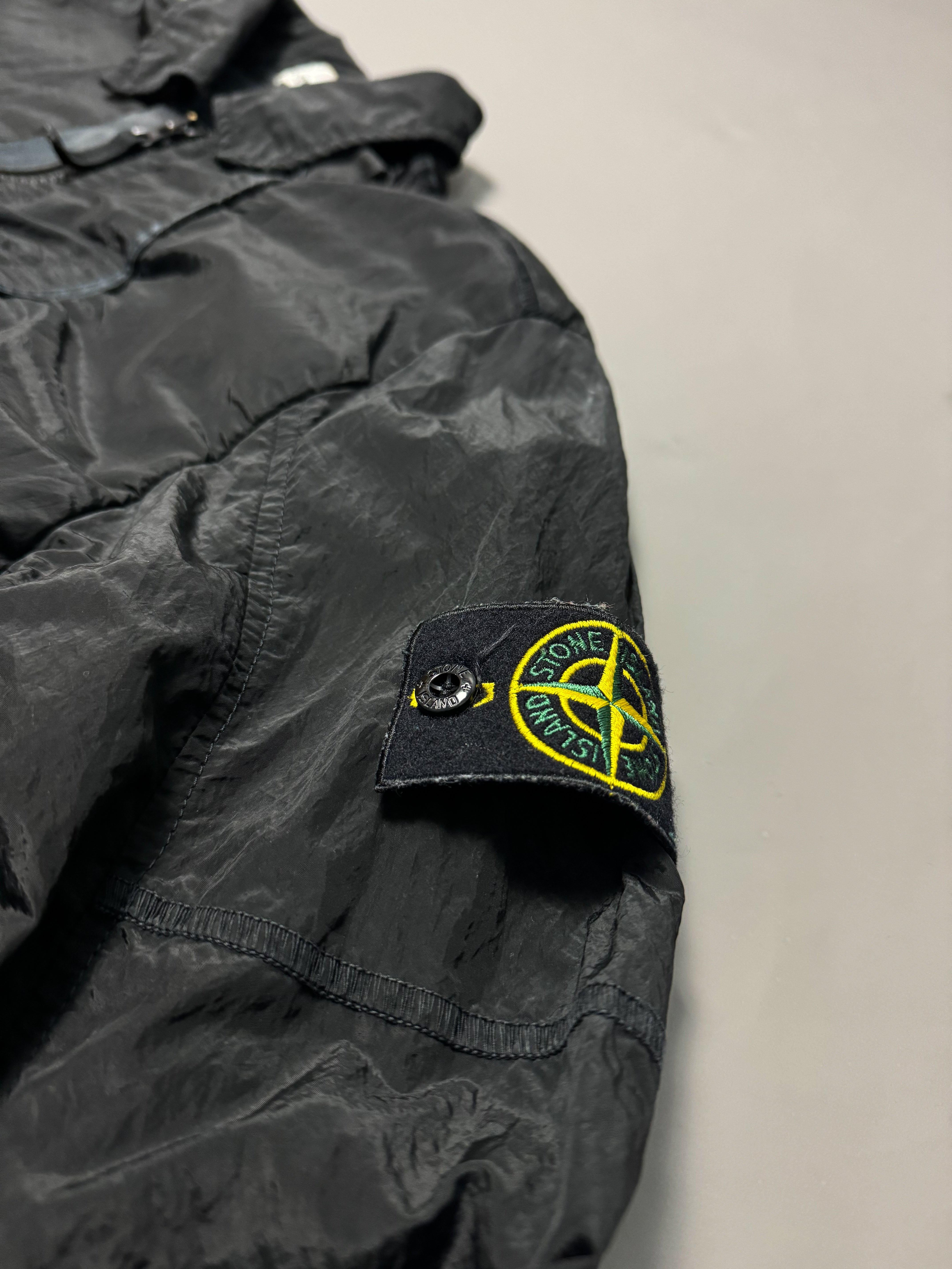 Stone Island Black Nylon Metal Shimmer Overshirt - Medium